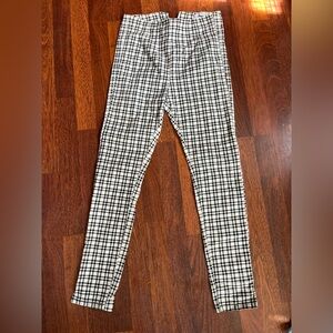 Urban Outfitters Women’s High Waisted Checkered Black and White Plaid Pants